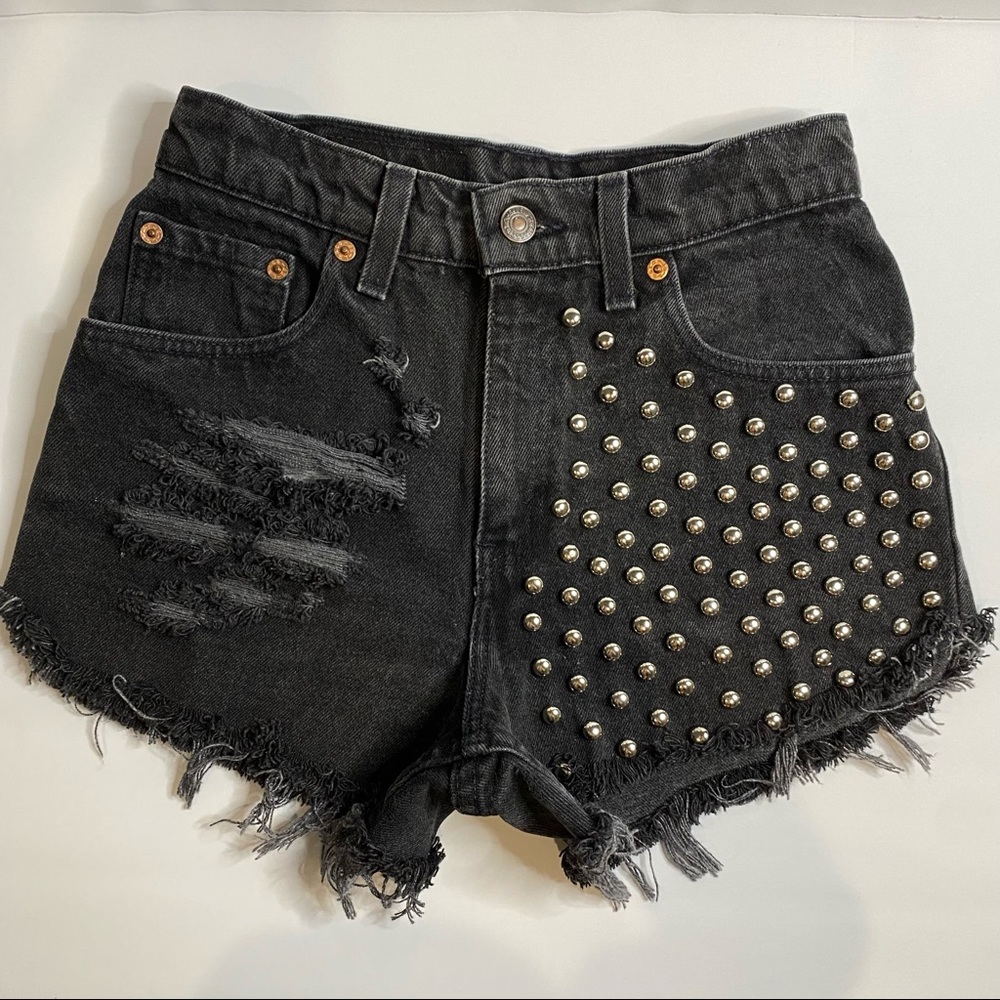 Vintage studded Levi’s 505